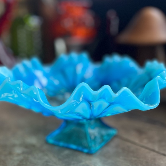 JEFFERSON NORTHWOOD GLASS RUFFLED SQUARE FOOTED OPALESCENT COMPOTE - Picture 3 of 13